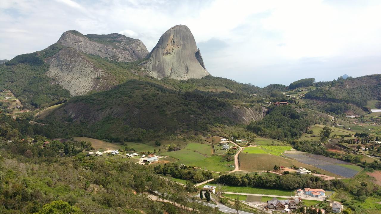 دومينغوس مارتينز Aparthotel Em Pedra Azul المظهر الخارجي الصورة